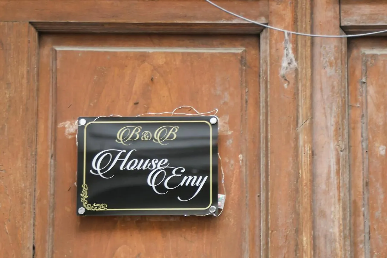 House Emy In Central Naples contacts